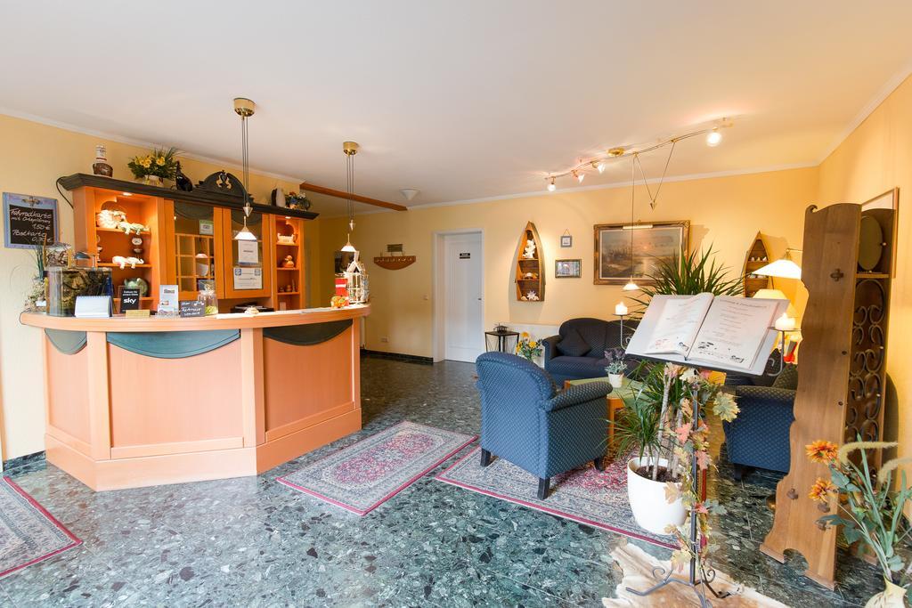 Hotel Garni Am Deich Zingst Exterior foto
